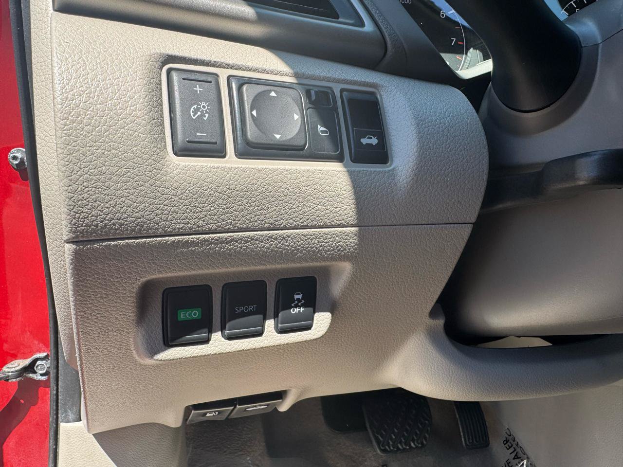 Used 2014 Nissan Sentra S FWD image 19