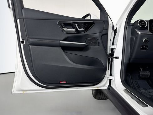 New 2026 Mercedes-Benz GLC 300 GLC 300 image 20