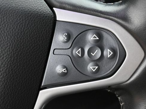 Used 2021 Chevrolet Colorado LT w/ Safety Package AWD/4WD image 18