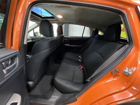 Used 2015 Subaru Crosstrek 2.0i Premium w/ Moonroof Package AWD/4WD image 19