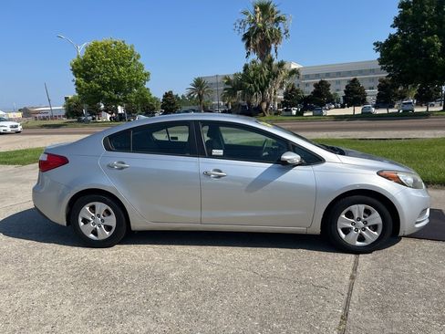 Used 2014 Kia Forte LX image 4