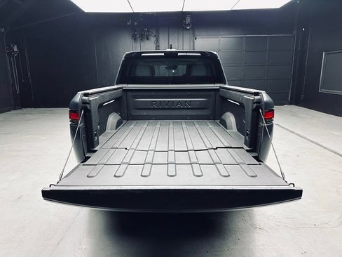 Used 2022 Rivian R1T Adventure AWD/4WD image 44