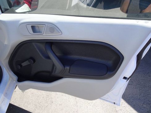 Used 2013 Ford Fiesta S w/ Convenience Pkg image 17
