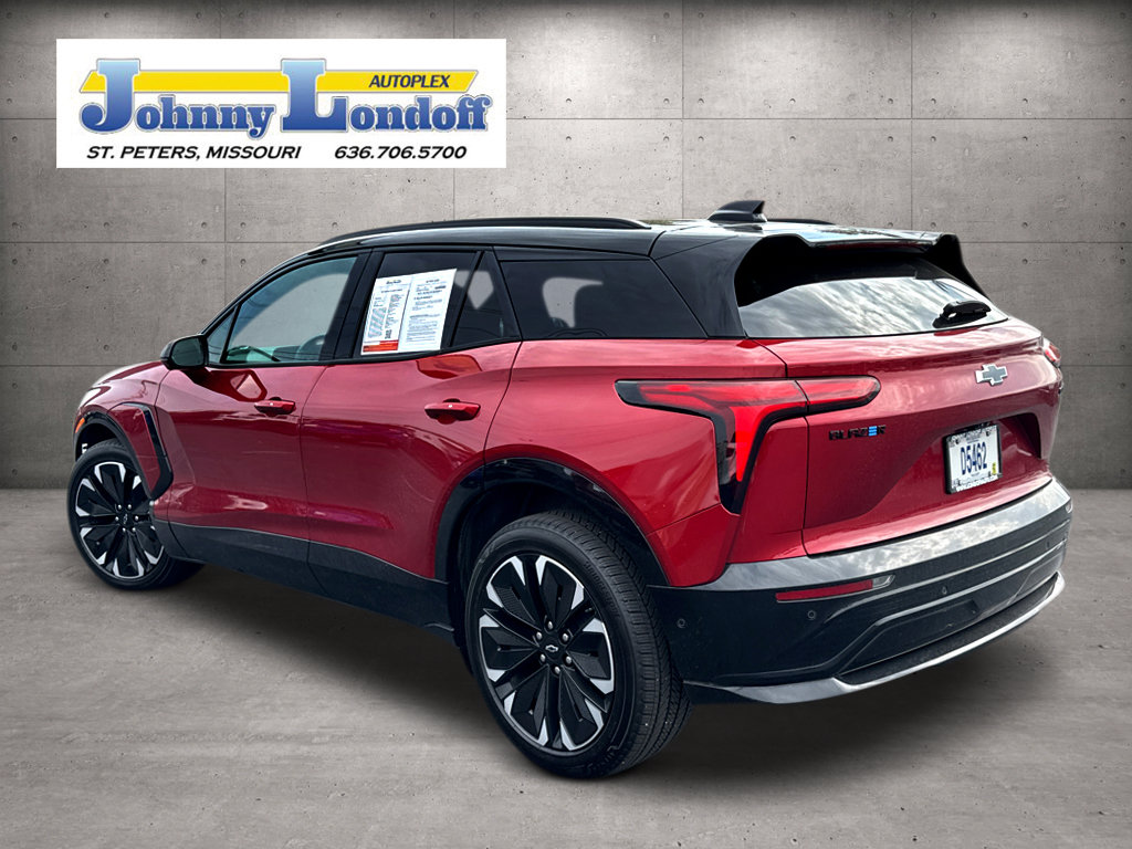 Used 2026 Chevrolet Blazer EV RS w/ Super Cruise Package AWD/4WD image 3
