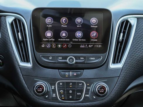 Used 2022 Chevrolet Malibu LT image 13