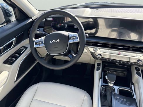 New 2025 Kia Telluride S image 14