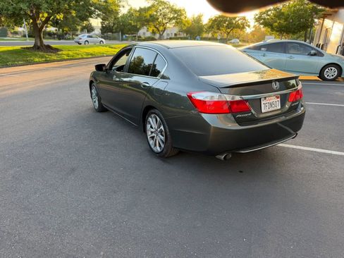 Used 2014 Honda Accord Sport image 7