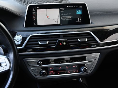 Certified 2022 BMW 740i 740i w/ M Sport Package image 32