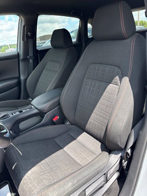 Used 2025 Honda HR-V Sport image 16