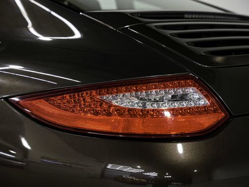 Used 2010 Porsche 911 Carrera S RWD image 33