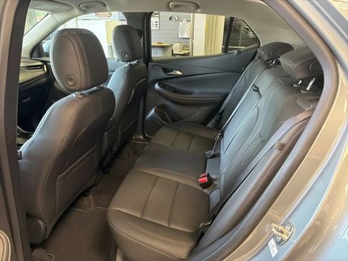 Used 2024 Buick Encore GX Avenir AWD/4WD image 32