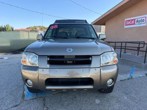 Used 2002 Nissan Frontier SE AWD/4WD image 8