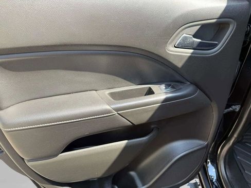 Used 2019 GMC Canyon Denali image 15