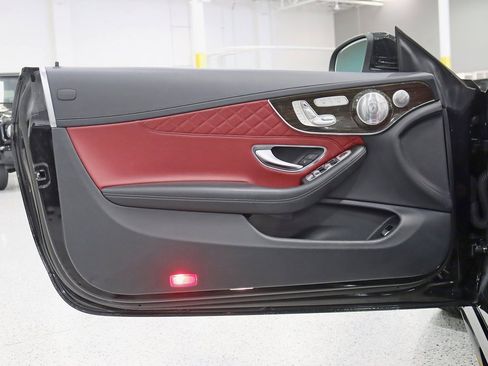 Used 2018 Mercedes-Benz C 300 Cabriolet image 29