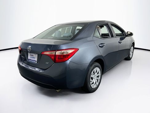 Used 2018 Toyota Corolla LE FWD image 5