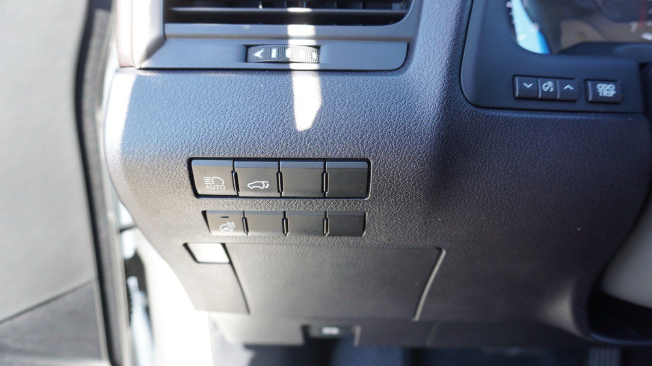 Used 2016 Lexus RX 350 FWD w/ Premium Package image 22