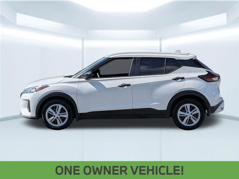 Used 2024 Nissan Kicks S FWD image 2