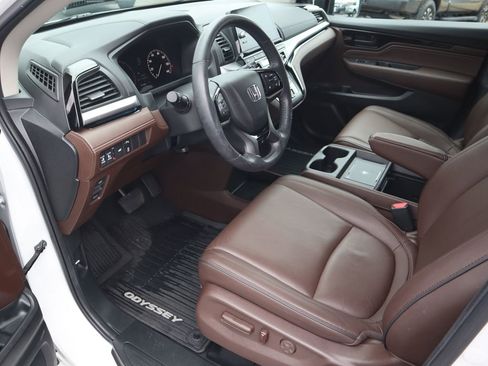 Used 2025 Honda Odyssey Touring image 15
