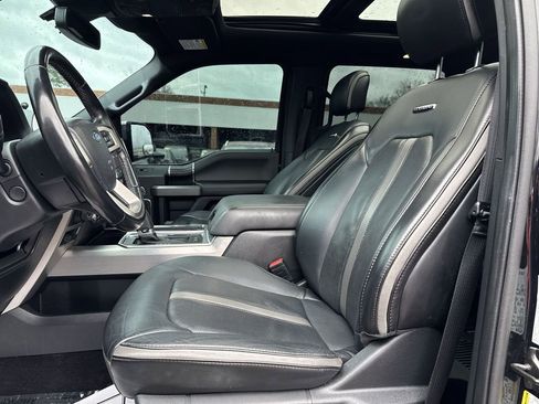 Used 2019 Ford F150 Platinum w/ Equipment Group 701A Luxury image 11