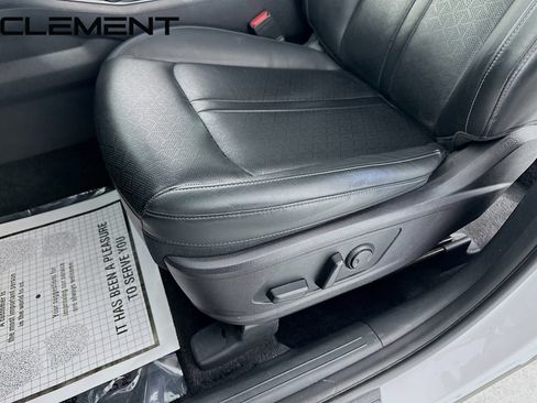 Used 2022 Kia Sorento S FWD image 28