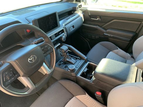 Used 2026 Toyota Tacoma TRD Off-Road AWD/4WD image 29