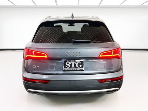 Used 2019 Audi Q5 2.0T Premium Plus w/ Premium Plus Package AWD/4WD image 5