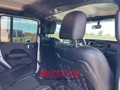 Used 2023 Jeep Gladiator Mojave w/ Cold Weather Group AWD/4WD image 20