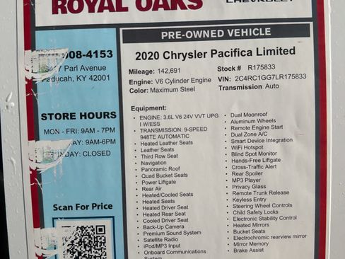 Used 2020 Chrysler Pacifica Limited FWD image 32
