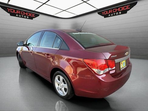 Used 2016 Chevrolet Cruze LT w/ Technology Package image 8