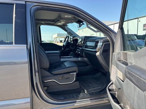 Used 2023 Ford F250 Lariat w/ Tow Technology Package AWD/4WD image 19