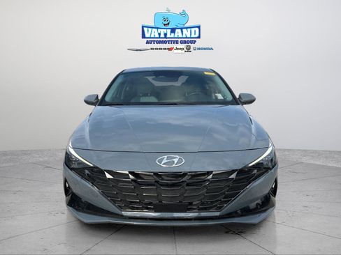 Used 2023 Hyundai Elantra Limited image 8