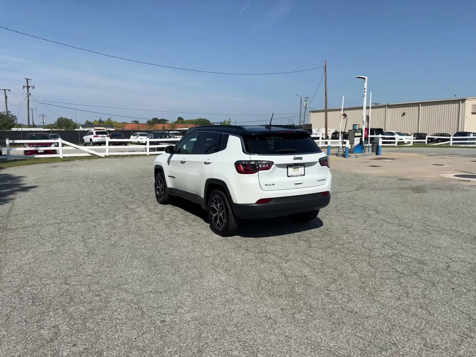 Used 2025 Jeep Compass Limited AWD/4WD image 10