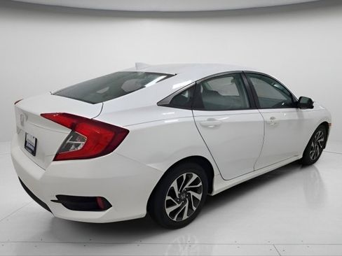 Used 2018 Honda Civic EX image 12