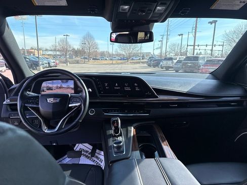Used 2021 Cadillac Escalade ESV Luxury image 13