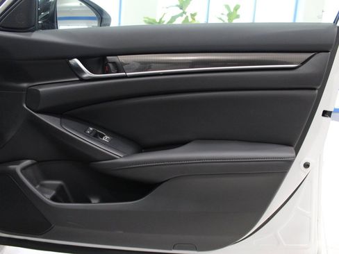 Certified 2022 Honda Accord Sport Special Edition image 24