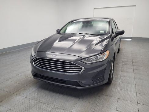 Used 2020 Ford Fusion SE FWD image 15