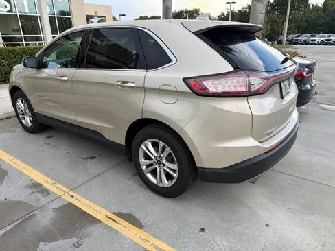 Used 2018 Ford Edge SEL w/ Equipment Group 201A FWD image 2