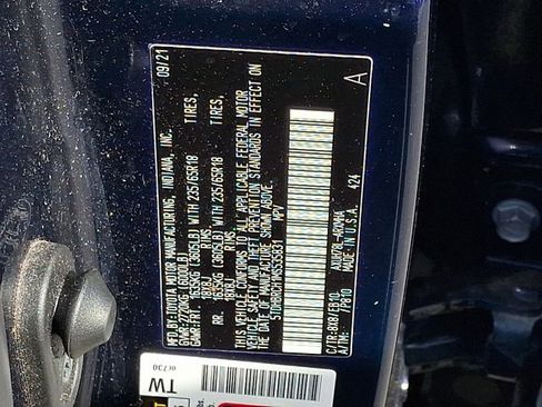 Used 2021 Toyota Highlander XLE image 32