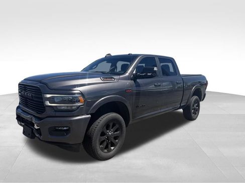 Used 2022 RAM 2500 Laramie AWD/4WD image 3