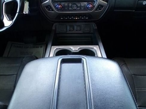 Used 2015 GMC Sierra 1500 Denali w/ Driver Alert Package AWD/4WD image 29
