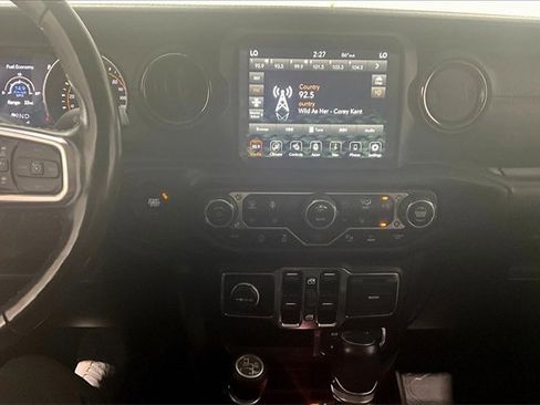 Used 2021 Jeep Gladiator High Altitude image 16