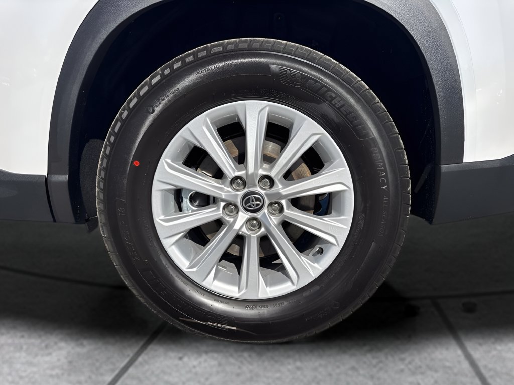 Used 2026 Toyota Grand Highlander XLE FWD image 34