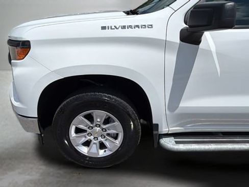 Used 2025 Chevrolet Silverado 1500 W/T RWD image 32