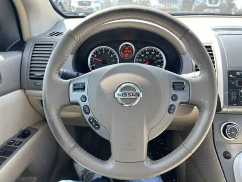 Used 2012 Nissan Sentra 2.0 S w/ Convenience Pkg FWD image 17