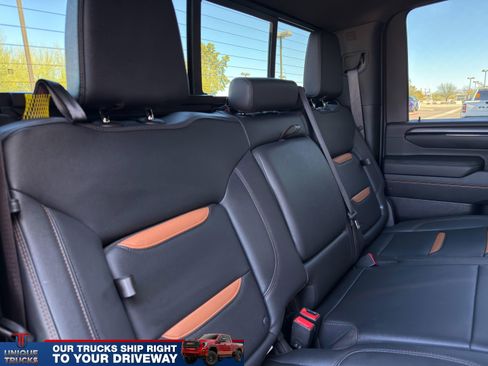 Used 2024 GMC Sierra 2500 AT4 w/ AT4 Premium Plus Package image 29