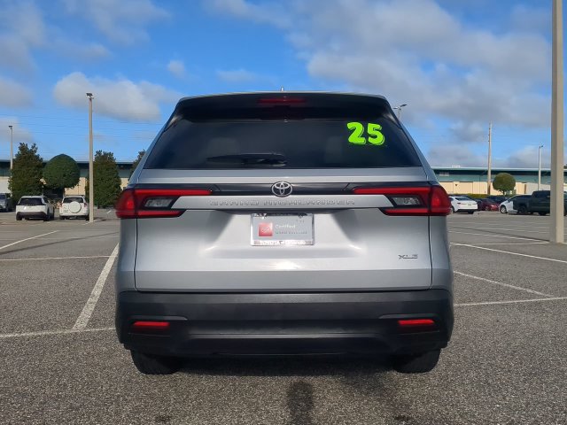 Certified 2025 Toyota Grand Highlander FWD image 5