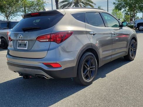 Used 2018 Hyundai Santa Fe Sport w/ 2.4L Value Package 02 FWD image 4