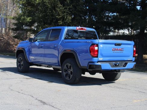 New 2025 GMC Canyon Elevation w/ Convenience Package image 8