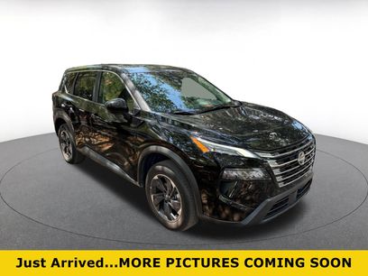 Used 2025 Nissan Rogue SV