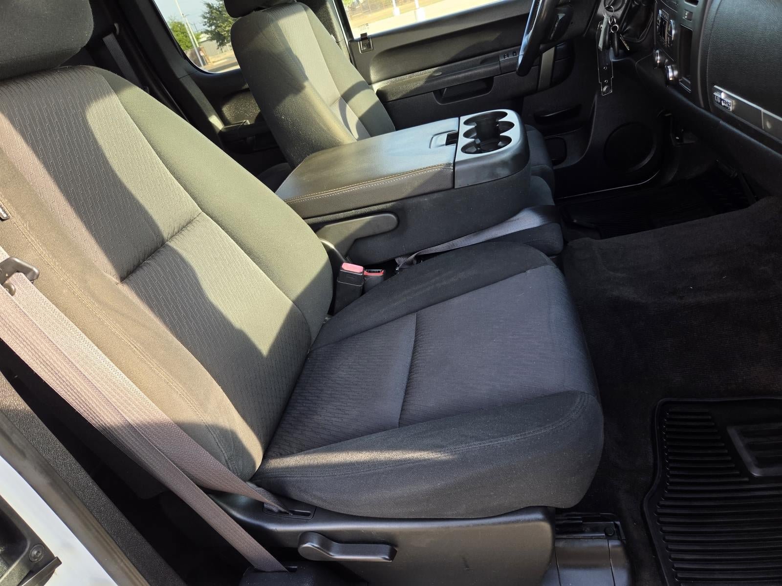 Used 2011 Chevrolet Silverado 1500 LT w/ Texas Edition RWD image 10